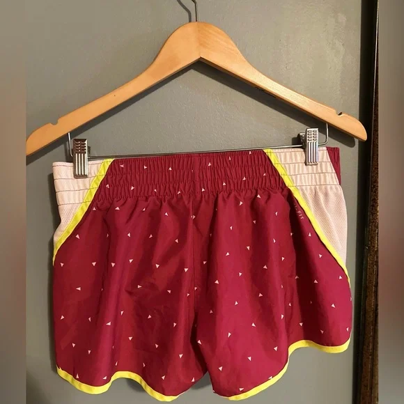 Nike Dri-Fit Shorts NWOT with lime green accent - Picture 3 of 3